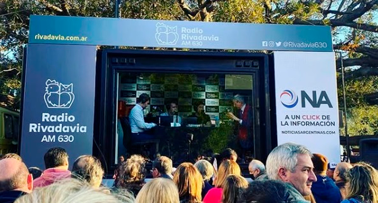 Nuestros medios dicen presente en La Feria del Libro!